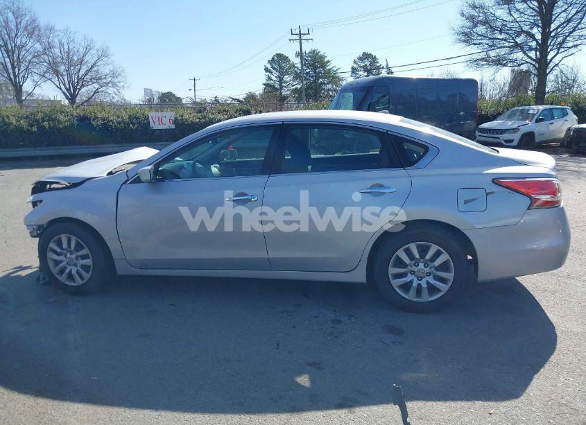 Photo 15 of 2015 Nissan Altima 2.5/2.5 S/2.5 SL/2.5 SV (VIN 1N4AL3AP4FN900698)