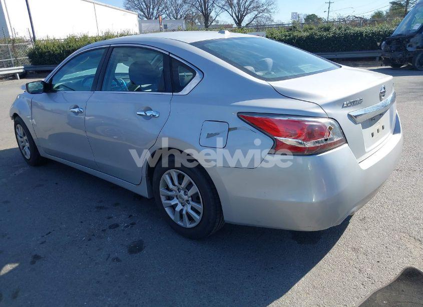 Photo 3 of 2015 Nissan Altima 2.5/2.5 S/2.5 SL/2.5 SV (VIN 1N4AL3AP4FN900698)