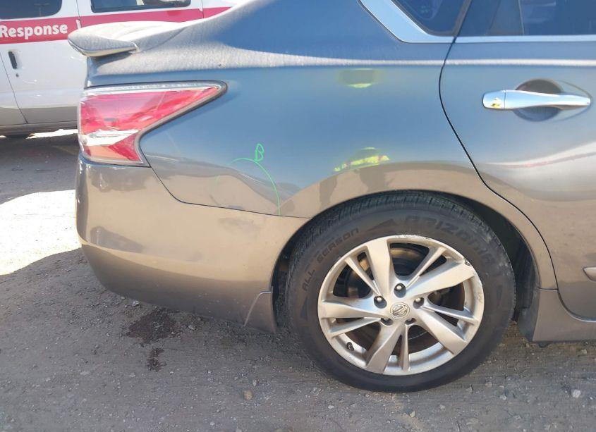 Photo 13 of 2015 Nissan Altima 2.5 SL (VIN 1N4AL3AP4FN904962)