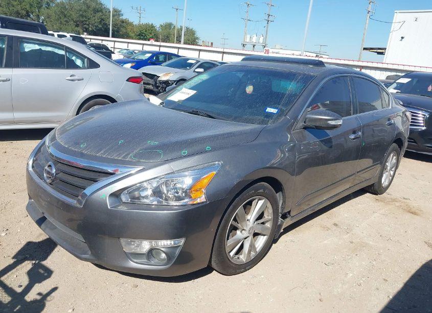 Photo 2 of 2015 Nissan Altima 2.5 SL (VIN 1N4AL3AP4FN904962)