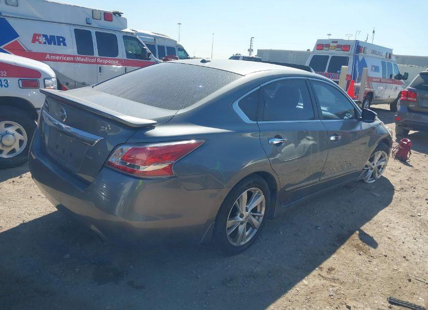 Photo 4 of 2015 Nissan Altima 2.5 SL (VIN 1N4AL3AP4FN904962)