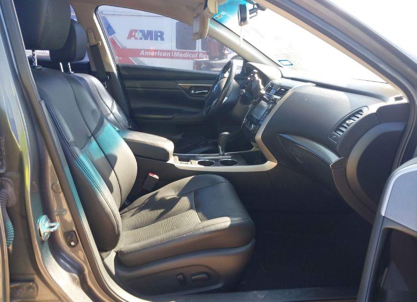 Photo 5 of 2015 Nissan Altima 2.5 SL (VIN 1N4AL3AP4FN904962)