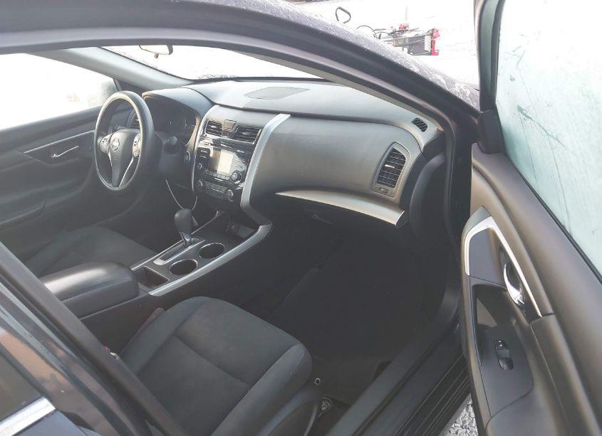 Photo 5 of 2015 Nissan Altima 2.5 S (VIN 1N4AL3AP4FN922345)