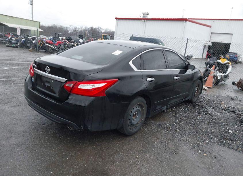 Photo 4 of 2016 Nissan Altima 2.5 S (VIN 1N4AL3AP4GC120536)