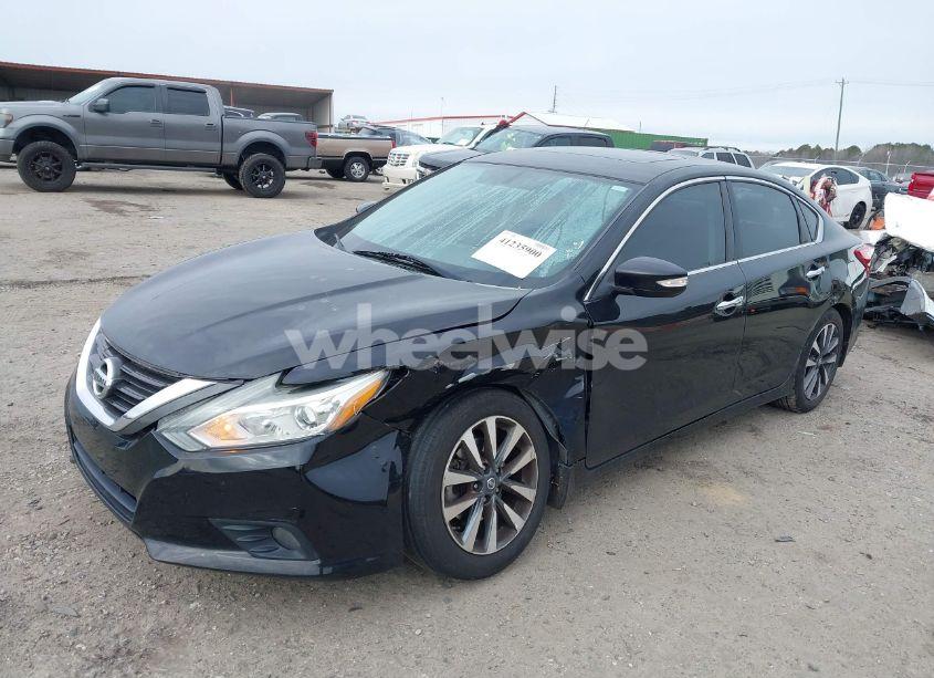 Photo 2 of 2016 Nissan Altima 2.5 SL (VIN 1N4AL3AP4GC140527)