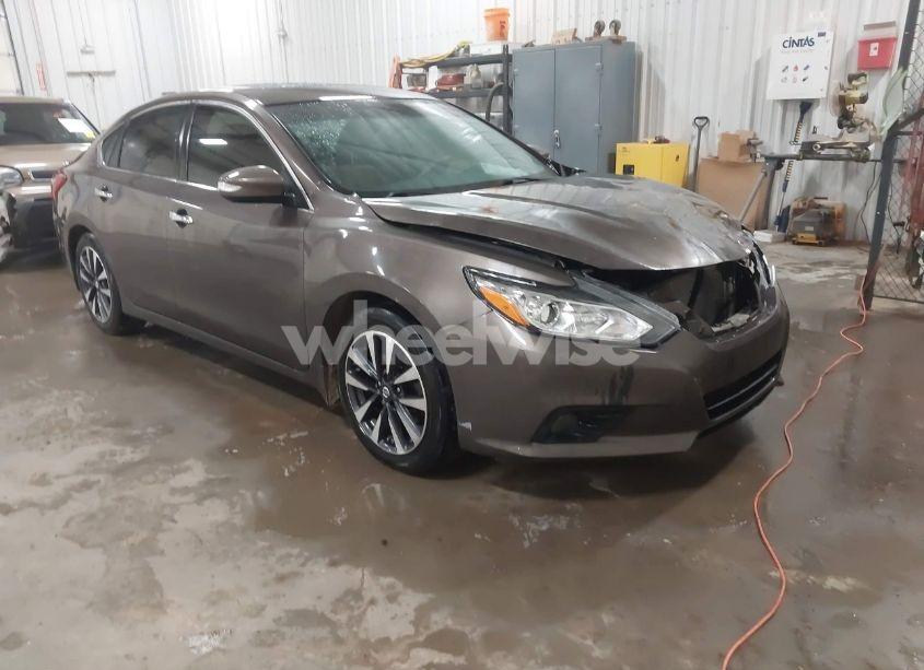 2016 Nissan Altima 2.5 SL (VIN 1N4AL3AP4GC145811) main photo