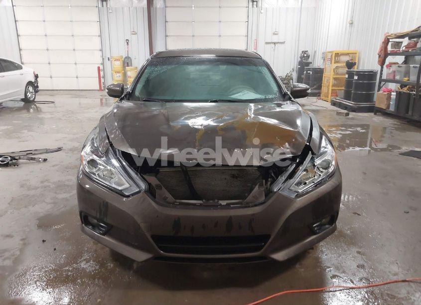 Photo 13 of 2016 Nissan Altima 2.5 SL (VIN 1N4AL3AP4GC145811)