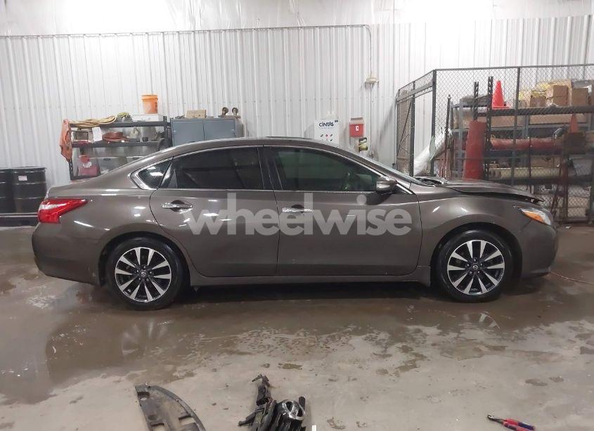 Photo 14 of 2016 Nissan Altima 2.5 SL (VIN 1N4AL3AP4GC145811)