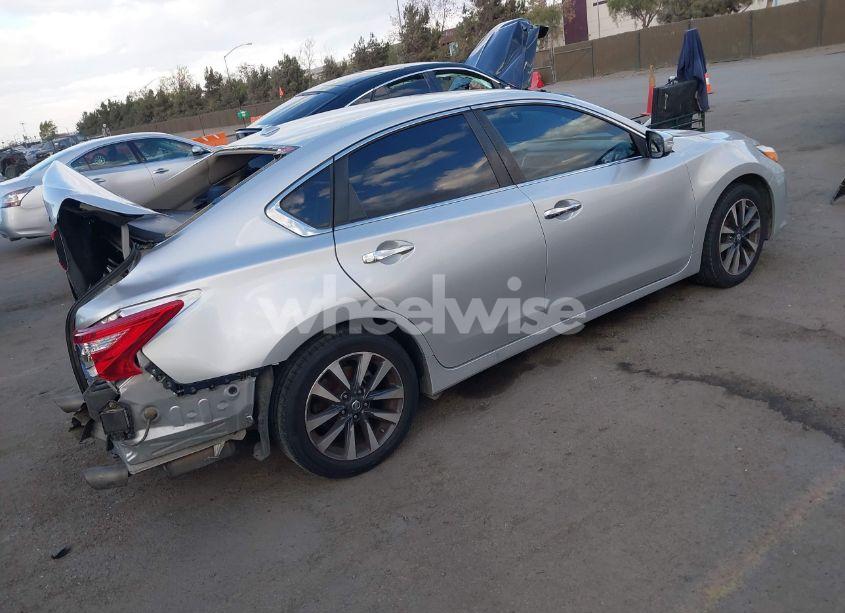 Photo 4 of 2016 Nissan Altima 2.5 SV (VIN 1N4AL3AP4GC150376)