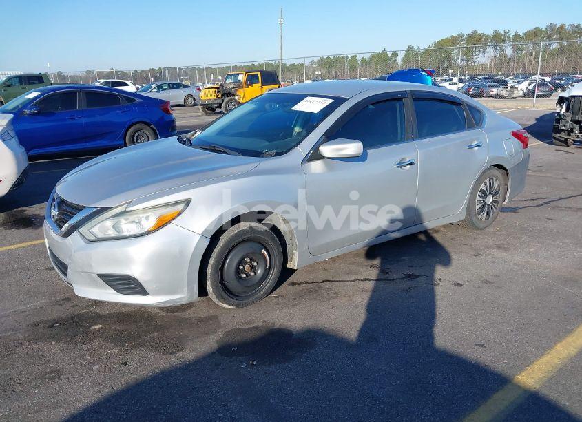 Photo 2 of 2016 Nissan Altima 2.5/2.5 S/2.5 SL/2.5 SR/2.5 SV (VIN 1N4AL3AP4GC156906)