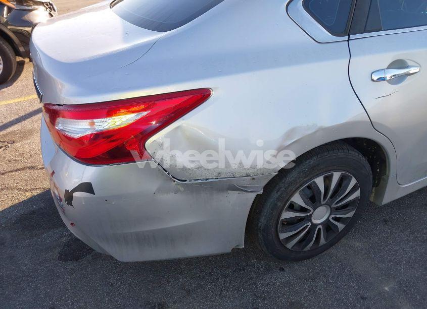 Photo 6 of 2016 Nissan Altima 2.5/2.5 S/2.5 SL/2.5 SR/2.5 SV (VIN 1N4AL3AP4GC156906)