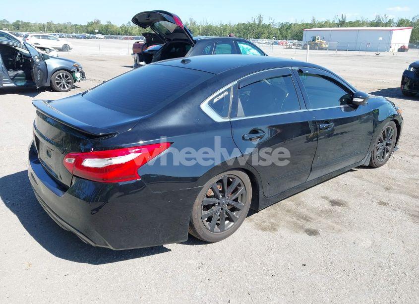 Photo 4 of 2016 Nissan Altima 2.5 SL (VIN 1N4AL3AP4GC162978)