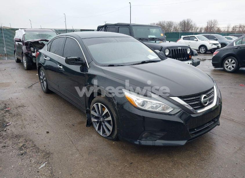2016 Nissan Altima 2.5 SV (VIN 1N4AL3AP4GC163905) main photo