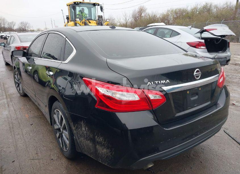 Photo 3 of 2016 Nissan Altima 2.5 SV (VIN 1N4AL3AP4GC163905)