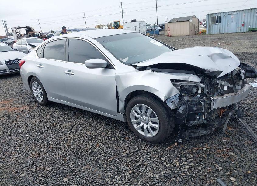 2016 Nissan Altima 2.5/2.5 S/2.5 SL/2.5 SR/2.5 SV (VIN 1N4AL3AP4GC168571) main photo