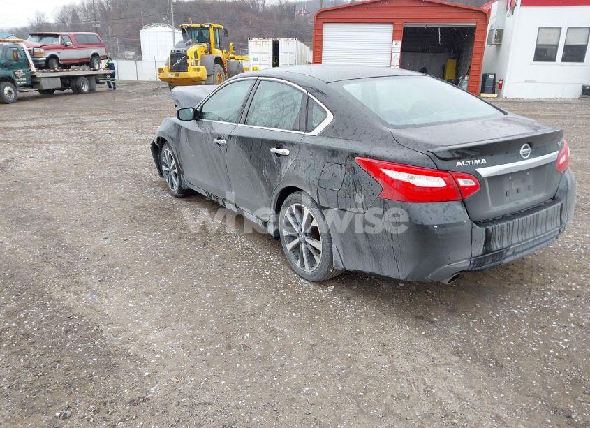 Photo 3 of 2016 Nissan Altima 2.5 SR (VIN 1N4AL3AP4GC170224)