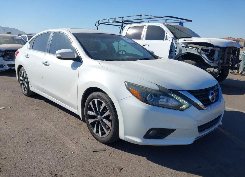 2016 Nissan Altima 2.5 SL (VIN 1N4AL3AP4GC171941) main photo