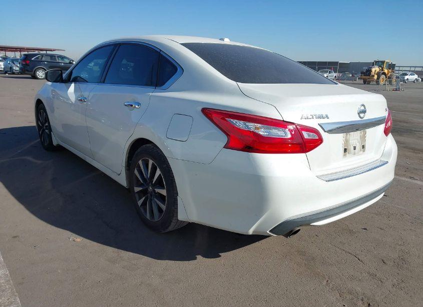 Photo 3 of 2016 Nissan Altima 2.5 SL (VIN 1N4AL3AP4GC171941)