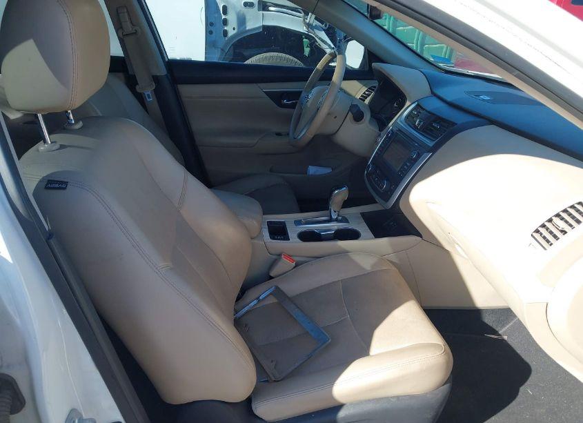 Photo 5 of 2016 Nissan Altima 2.5 SL (VIN 1N4AL3AP4GC171941)