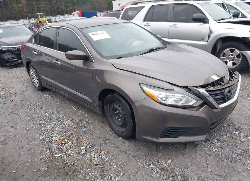 2016 Nissan Altima 2.5/2.5 S/2.5 SL/2.5 SR/2.5 SV (VIN 1N4AL3AP4GC177674) main photo