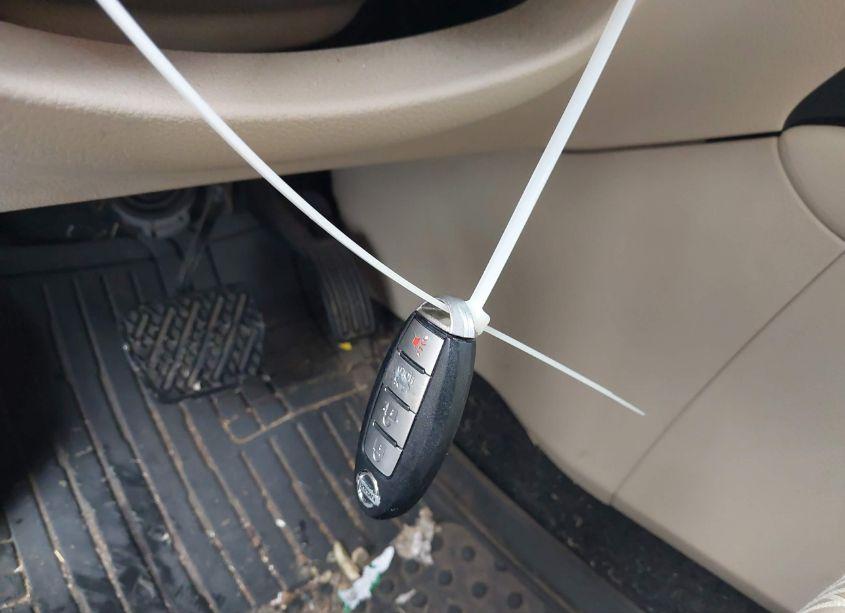 Photo 11 of 2016 Nissan Altima 2.5/2.5 S/2.5 SL/2.5 SR/2.5 SV (VIN 1N4AL3AP4GC177674)