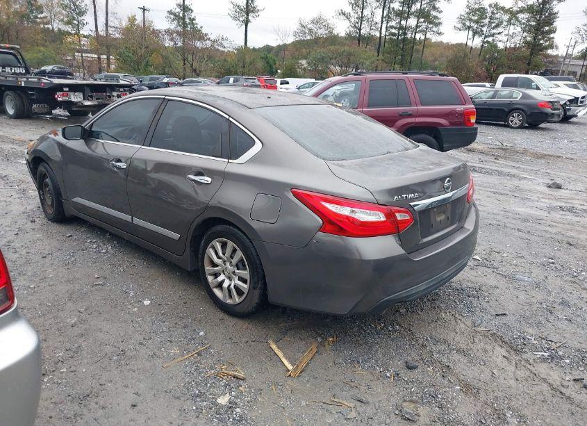 Photo 3 of 2016 Nissan Altima 2.5/2.5 S/2.5 SL/2.5 SR/2.5 SV (VIN 1N4AL3AP4GC177674)