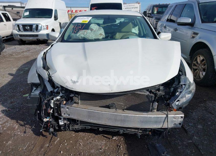 Photo 12 of 2016 Nissan Altima 2.5 SV (VIN 1N4AL3AP4GC184379)