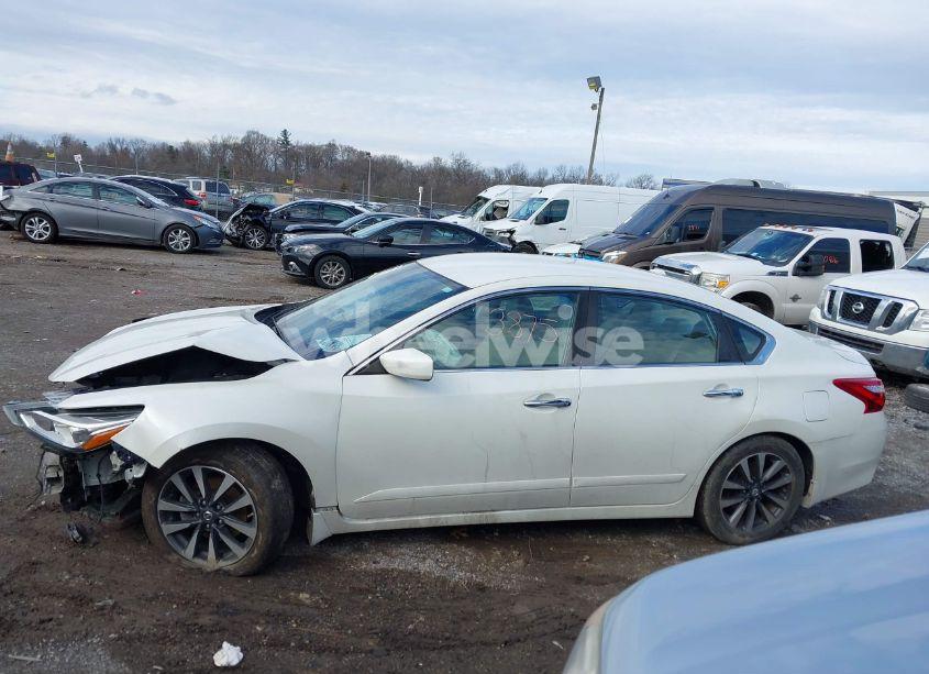 Photo 14 of 2016 Nissan Altima 2.5 SV (VIN 1N4AL3AP4GC184379)