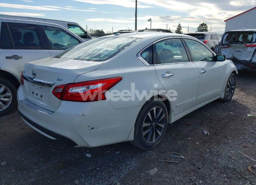 Photo 4 of 2016 Nissan Altima 2.5 SV (VIN 1N4AL3AP4GC184379)