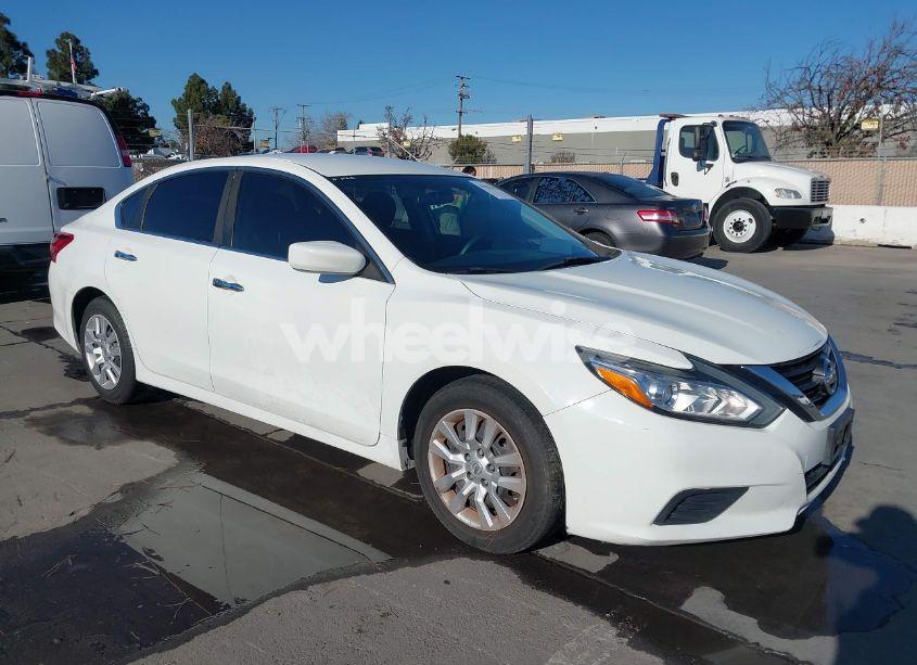 2016 Nissan Altima 2.5/2.5 S/2.5 SL/2.5 SR/2.5 SV (VIN 1N4AL3AP4GC201567) main photo