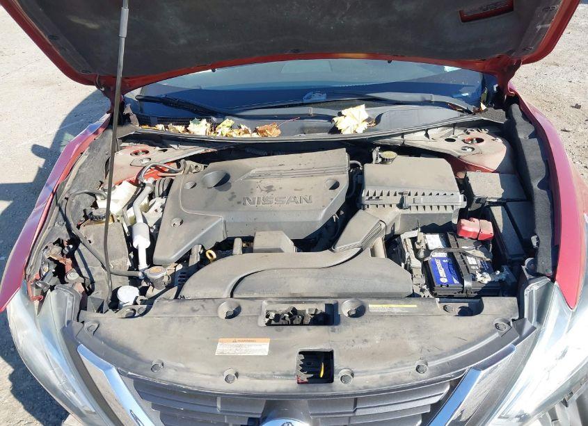 Photo 10 of 2016 Nissan Altima 2.5/2.5 S/2.5 SL/2.5 SR/2.5 SV (VIN 1N4AL3AP4GC212049)