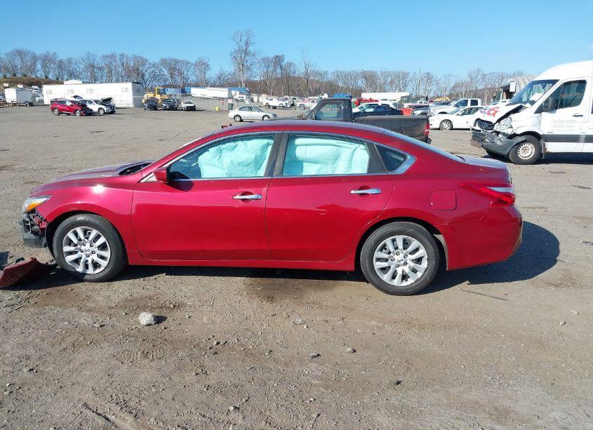 Photo 14 of 2016 Nissan Altima 2.5/2.5 S/2.5 SL/2.5 SR/2.5 SV (VIN 1N4AL3AP4GC212049)