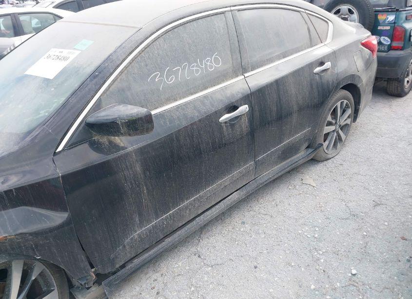 Photo 12 of 2016 Nissan Altima 2.5 SR (VIN 1N4AL3AP4GC216845)