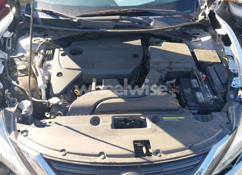 Photo 10 of 2016 Nissan Altima 2.5/2.5 S/2.5 SL/2.5 SR/2.5 SV (VIN 1N4AL3AP4GC217087)