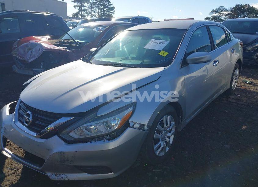 Photo 2 of 2016 Nissan Altima 2.5/2.5 S/2.5 SL/2.5 SR/2.5 SV (VIN 1N4AL3AP4GC217087)