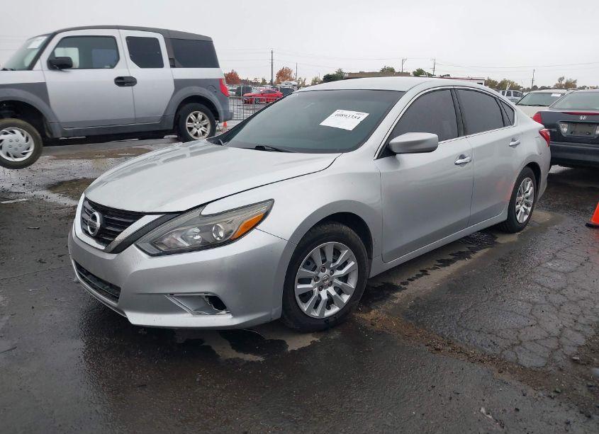Photo 2 of 2016 Nissan Altima 2.5/2.5 S/2.5 SL/2.5 SR/2.5 SV (VIN 1N4AL3AP4GC217154)