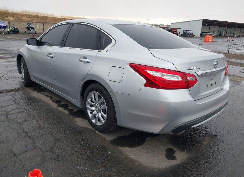 Photo 3 of 2016 Nissan Altima 2.5/2.5 S/2.5 SL/2.5 SR/2.5 SV (VIN 1N4AL3AP4GC217154)