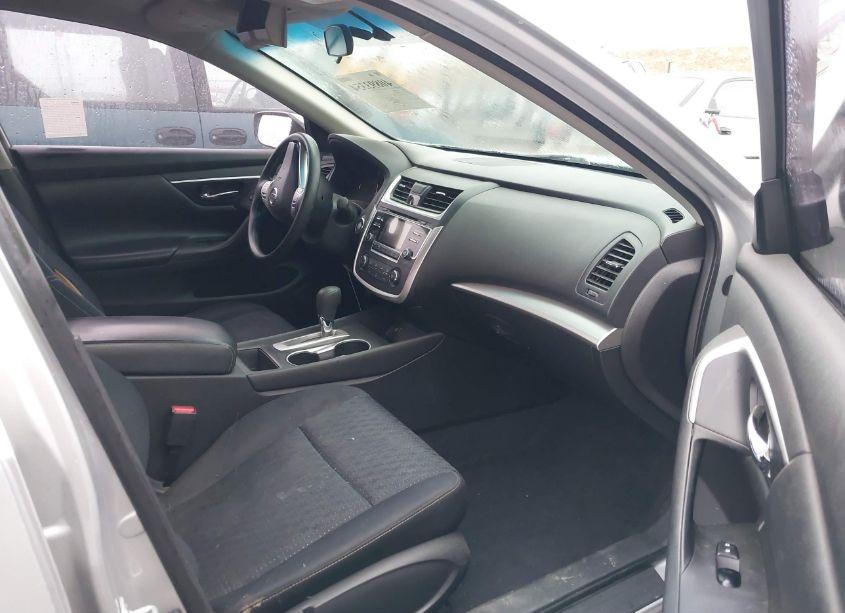 Photo 5 of 2016 Nissan Altima 2.5/2.5 S/2.5 SL/2.5 SR/2.5 SV (VIN 1N4AL3AP4GC217154)