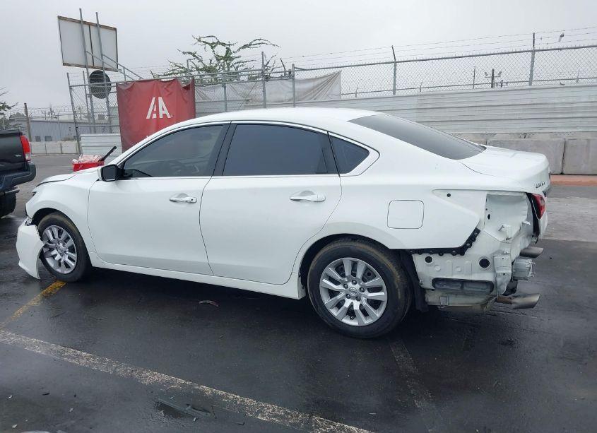 Photo 15 of 2016 Nissan Altima 2.5 (VIN 1N4AL3AP4GC218918)