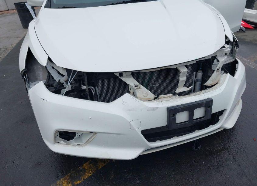 Photo 6 of 2016 Nissan Altima 2.5 (VIN 1N4AL3AP4GC218918)