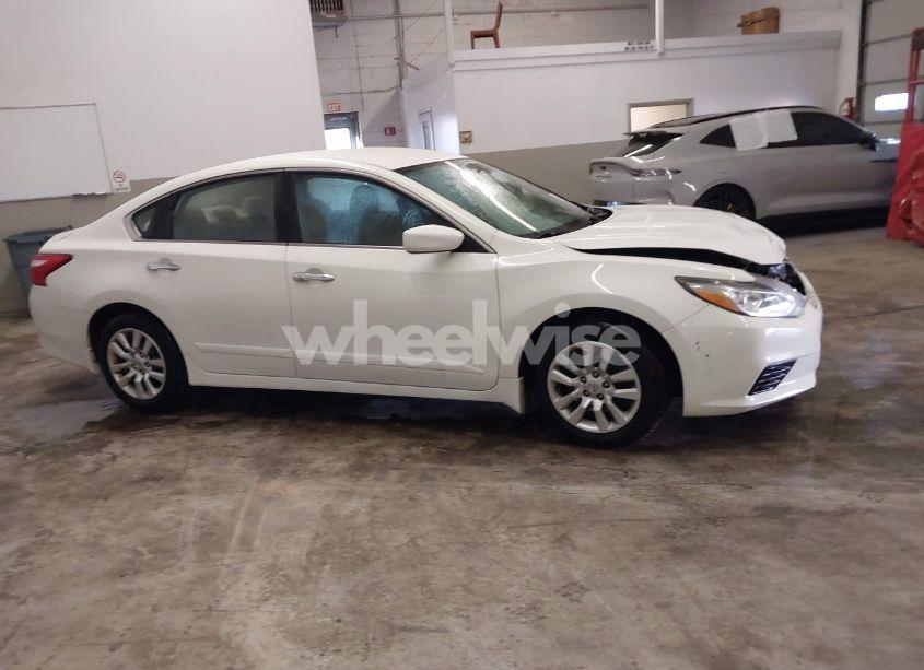 Photo 14 of 2016 Nissan Altima 2.5 S (VIN 1N4AL3AP4GC242801)