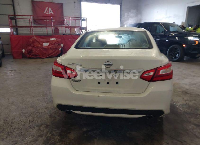 Photo 17 of 2016 Nissan Altima 2.5 S (VIN 1N4AL3AP4GC242801)