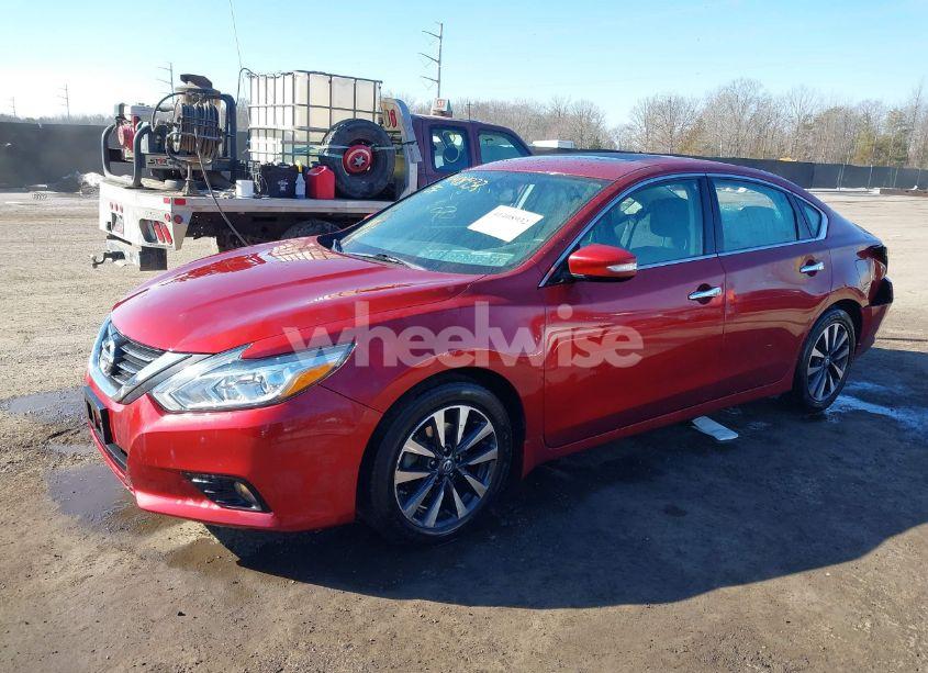 Photo 2 of 2016 Nissan Altima 2.5 SV (VIN 1N4AL3AP4GC243088)