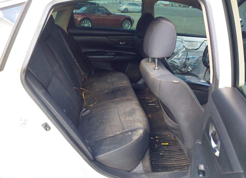 Photo 8 of 2016 Nissan Altima 2.5/2.5 S/2.5 SL/2.5 SR/2.5 SV (VIN 1N4AL3AP4GC244757)