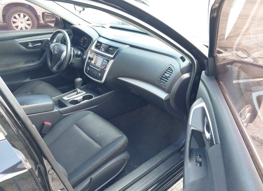 Photo 5 of 2016 Nissan Altima 2.5 SR (VIN 1N4AL3AP4GC245231)