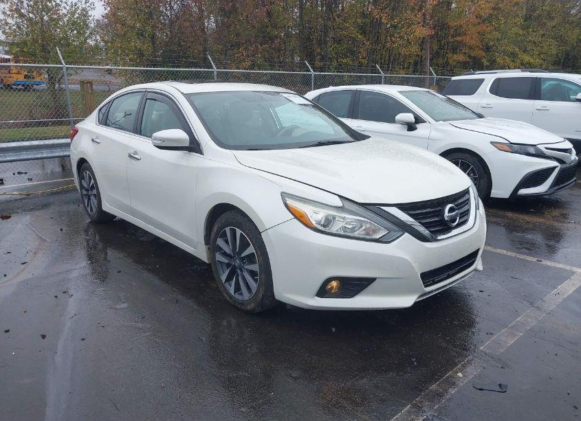2016 Nissan Altima 2.5 SL (VIN 1N4AL3AP4GC250932) main photo