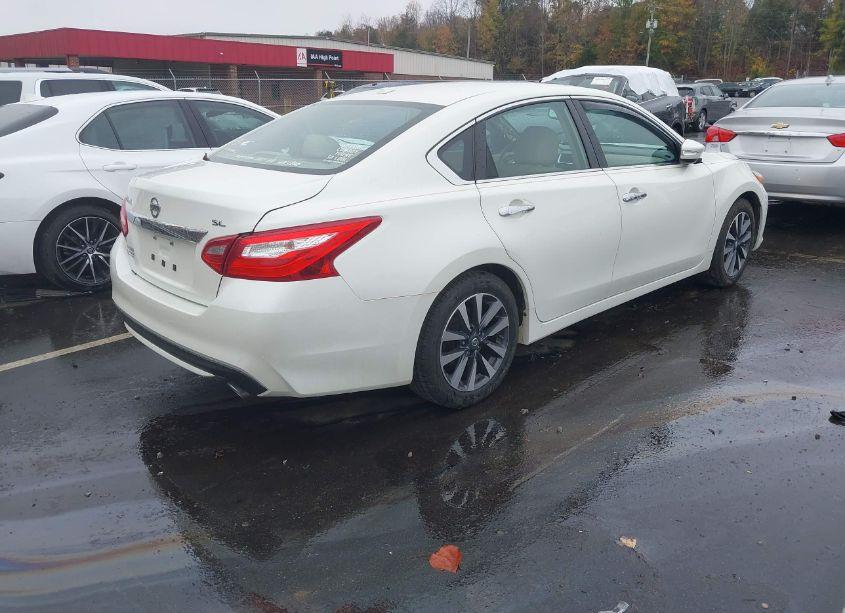 Photo 4 of 2016 Nissan Altima 2.5 SL (VIN 1N4AL3AP4GC250932)