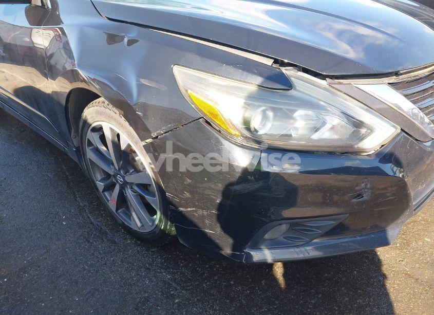 Photo 6 of 2016 Nissan Altima 2.5 SR (VIN 1N4AL3AP4GC254236)