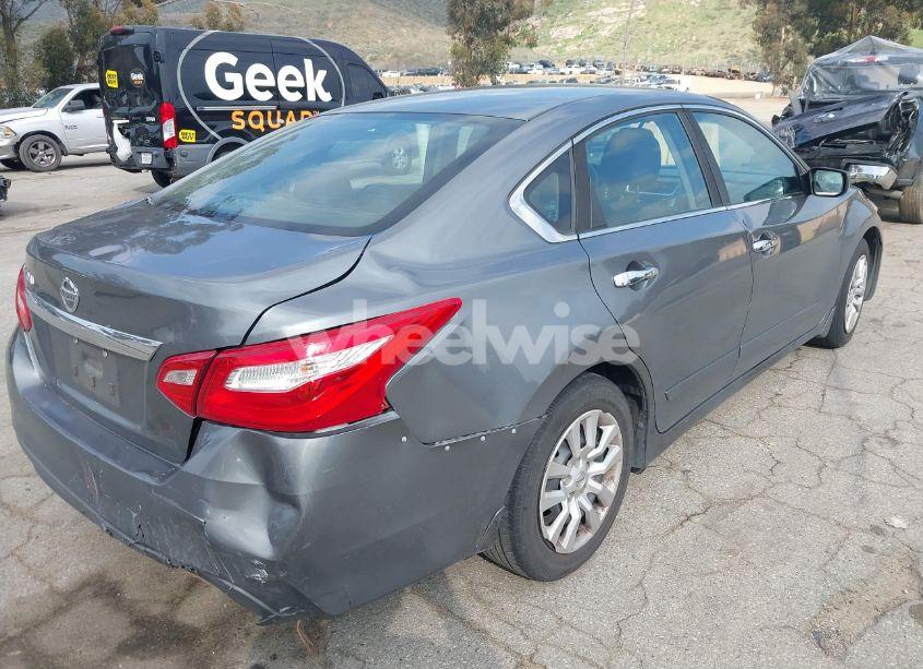 Photo 4 of 2016 Nissan Altima 2.5 S (VIN 1N4AL3AP4GC254415)