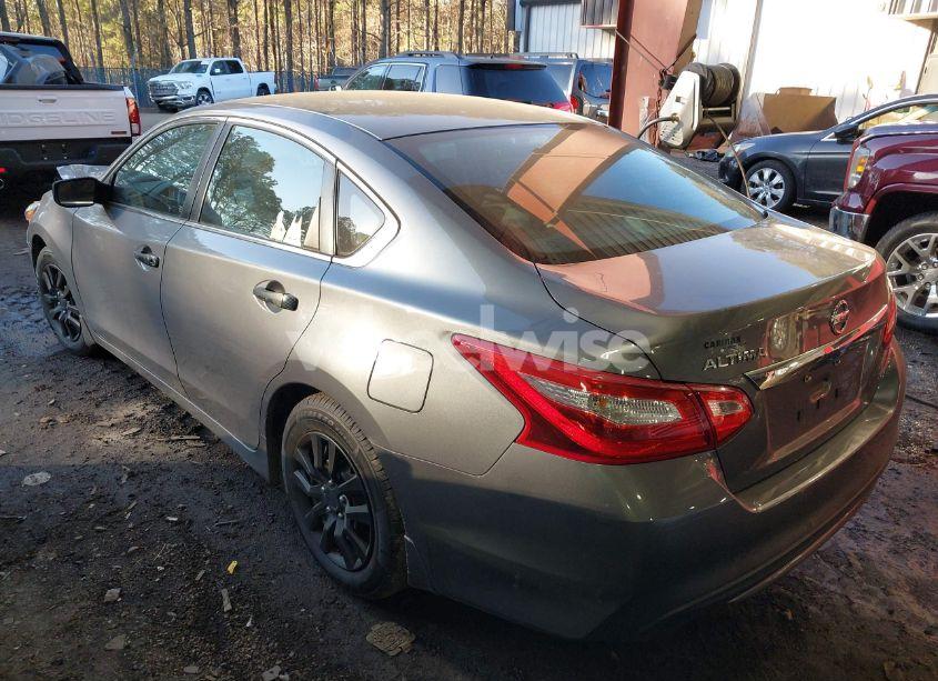 Photo 3 of 2016 Nissan Altima 2.5 S (VIN 1N4AL3AP4GC268511)